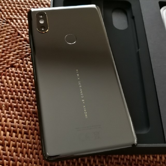 ANDROID(アンドロイド)のXiaomi Mi Mix 2S Global Balck 6/128 スマホ/家電/カメラのスマートフォン/携帯電話(スマートフォン本体)の商品写真