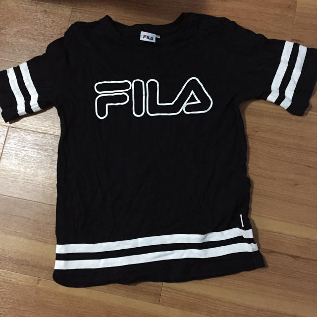FILA(フィラ)のFILA 半袖 黒 レディースのトップス(Tシャツ(半袖/袖なし))の商品写真