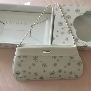 クレイサス(CLATHAS)のCLSTHASポーチ ストラップ付き 新品🌟(ポーチ)