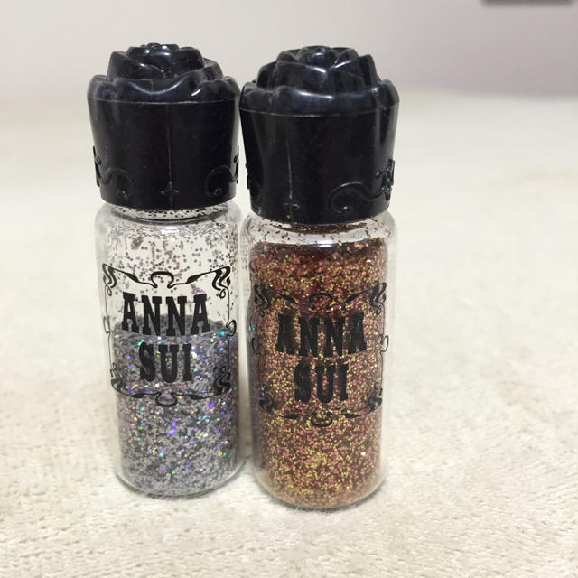 ANNA SUI(アナスイ)のアナスイ  カラーパウダー 002 500 コスメ/美容のベースメイク/化粧品(アイシャドウ)の商品写真