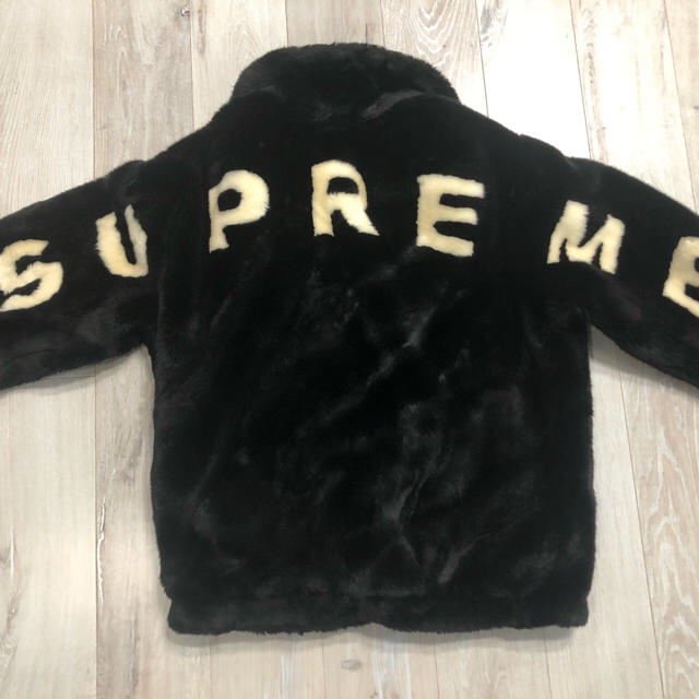 Supreme(シュプリーム)のsupreme Fur JKT XL レディースのジャケット/アウター(毛皮/ファーコート)の商品写真