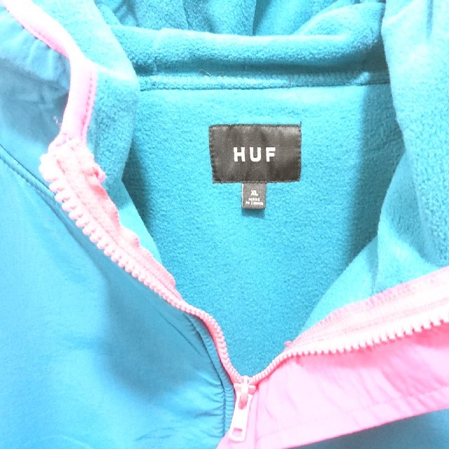 HUF(ハフ)のHUF ハフ ハーフジップジャケット ジャンパー マウンテンパーカー メンズのジャケット/アウター(マウンテンパーカー)の商品写真