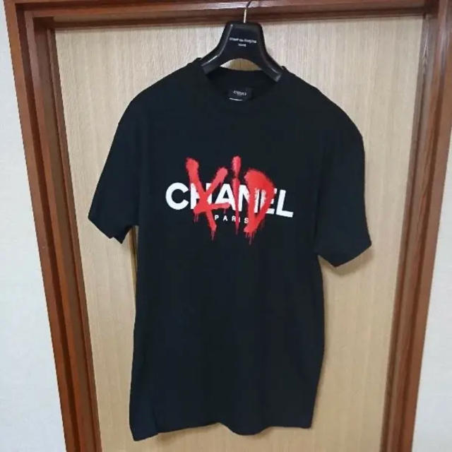 CHANEL(シャネル)のKIDULT CHANEL Tシャツ Mサイズ 世界に50着✨ メンズのトップス(Tシャツ/カットソー(半袖/袖なし))の商品写真