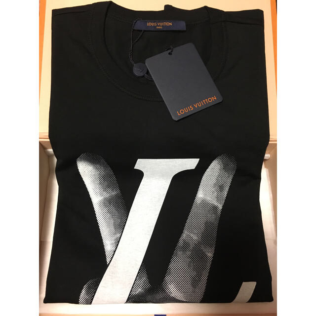 LOUIS VUITTON(ルイヴィトン)のKＥＬＬY様専用 ルイヴィトン ハンドＴシャツ ピース&ラブ ブラック メンズのトップス(Tシャツ/カットソー(半袖/袖なし))の商品写真