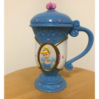 ディズニー(Disney)のシンデレラ蓋つきカップ★ディズニーオンアイス 限定品(キャラクターグッズ)