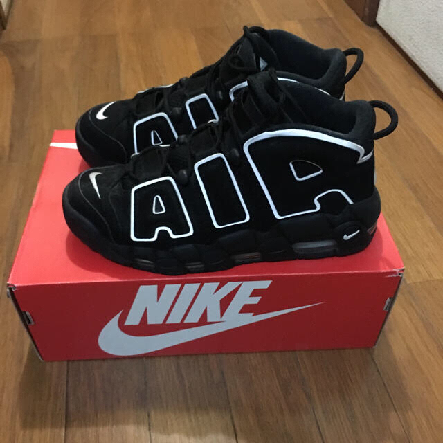 NIKE(ナイキ)のNIKE AIR MORE UPTEMPO  モアテン メンズの靴/シューズ(スニーカー)の商品写真