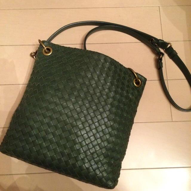 Bottega Veneta(ボッテガヴェネタ)のBOTTEGA VENETAショルダー レディースのバッグ(ショルダーバッグ)の商品写真