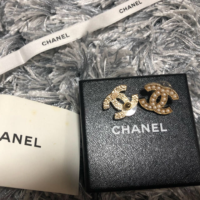 CHANEL(シャネル)のCHANEL パールピアス 値下げ可能 レディースのアクセサリー(ピアス)の商品写真