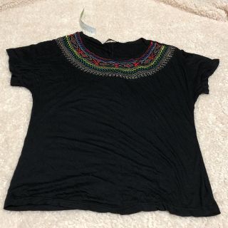 刺繍Tシャツ❤️新品タグ付き(Tシャツ(半袖/袖なし))