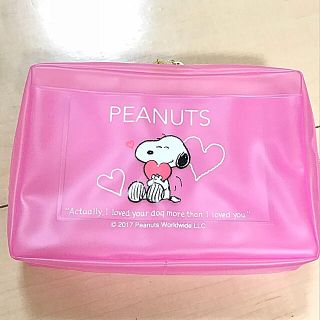 ピーナッツ(PEANUTS)のスヌーピー  クリアポーチ  ピンク(ポーチ)