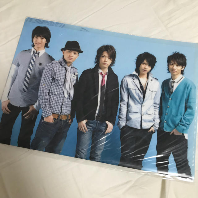 KAT-TUN(カトゥーン)のKAT-TUN クリアファイル エンタメ/ホビーのタレントグッズ(アイドルグッズ)の商品写真