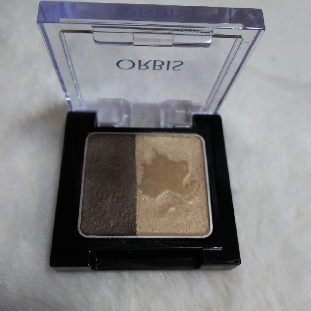 ORBIS(オルビス)のオルビス ツイングラデーションアイカラー ニュートラルベージュ コスメ/美容のベースメイク/化粧品(アイシャドウ)の商品写真