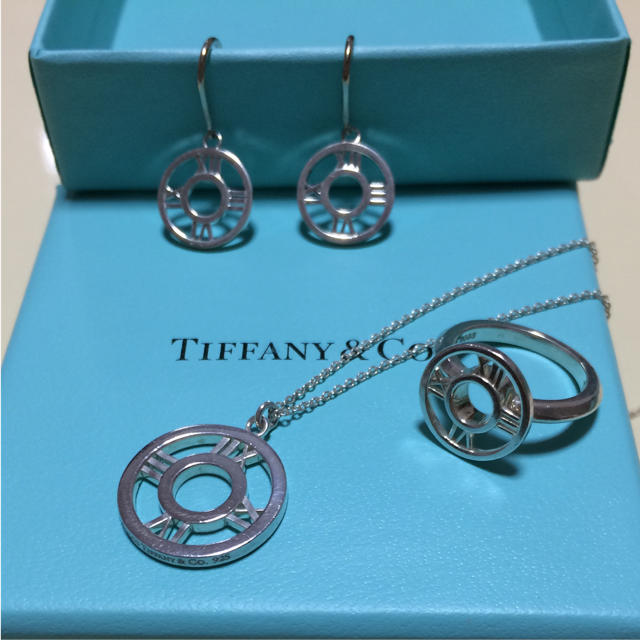 Tiffany & Co. - 【momo様専用】ティファニー アトラス ネックレス、ピアス、リングの通販 by K&M's shop