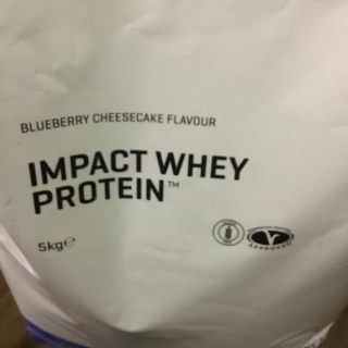 マイプロテイン(MYPROTEIN)のマイプロテイン　ブルベリーチーズケーキ味５kg とストロベリークリーム２５０g(プロテイン)