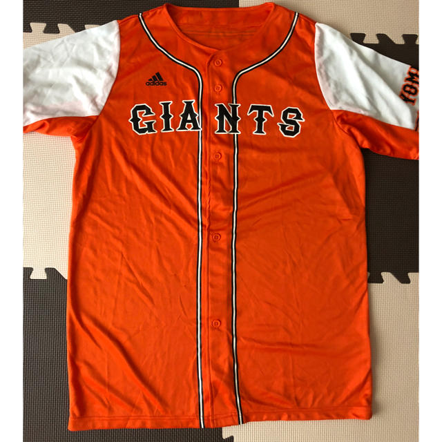 読売ジャイアンツ(ヨミウリジャイアンツ)のGIANTS Tシャツ スポーツ/アウトドアの野球(応援グッズ)の商品写真