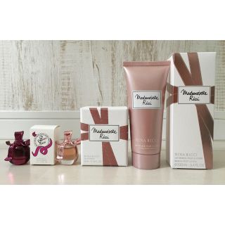 ニナリッチ(NINA RICCI)のヨーキー様専用  香水 ミニボトルセット(香水(女性用))