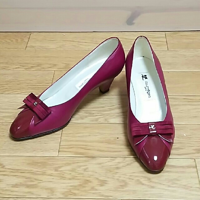 Courreges(クレージュ)の (新品)90's vintage courreges・リボン付パンプス レディースの靴/シューズ(ハイヒール/パンプス)の商品写真