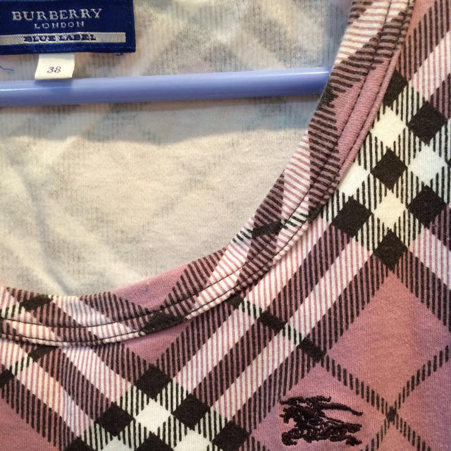 BURBERRY(バーバリー)のバーバリーブルーレーベル♡カットソー レディースのトップス(Tシャツ(半袖/袖なし))の商品写真