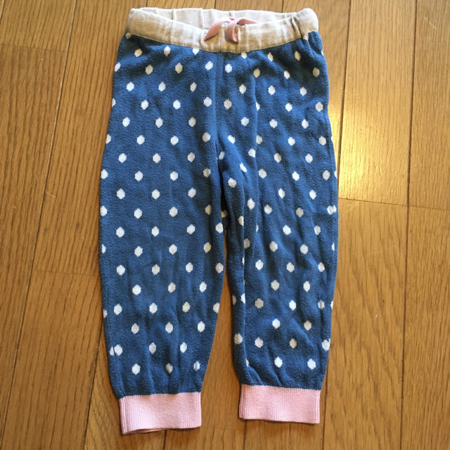 Boden(ボーデン)のbaby boden penguin set up 12- 18mths キッズ/ベビー/マタニティのベビー服(~85cm)(ニット/セーター)の商品写真