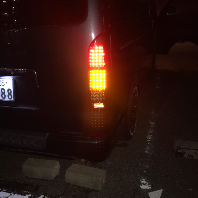 トヨタ(トヨタ)の☆ハイエース DYNAM Galaxy LED テールランプ☆ 自動車/バイクの自動車(車種別パーツ)の商品写真