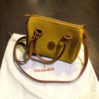 トラサルディ(Trussardi)のトラサルディ☺︎ミニボストンショルダー(ショルダーバッグ)