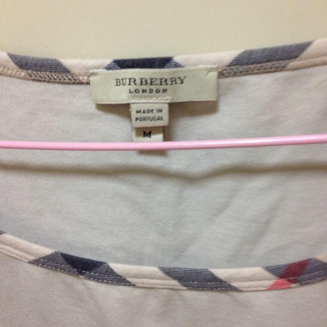 BURBERRY(バーバリー)のバーバリーTシャツ レディースのトップス(Tシャツ(半袖/袖なし))の商品写真