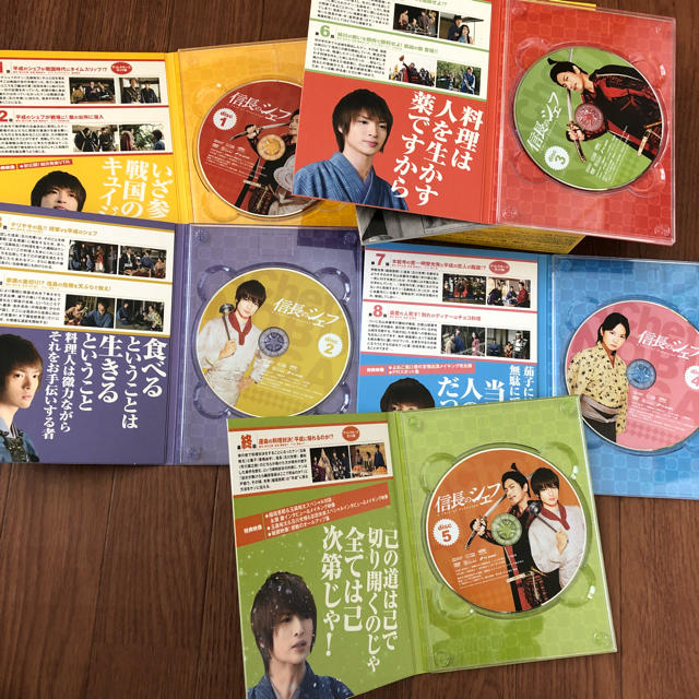 Kis-My-Ft2(キスマイフットツー)の信長のシェフ  DVD  5枚組   キスマイ エンタメ/ホビーのDVD/ブルーレイ(TVドラマ)の商品写真