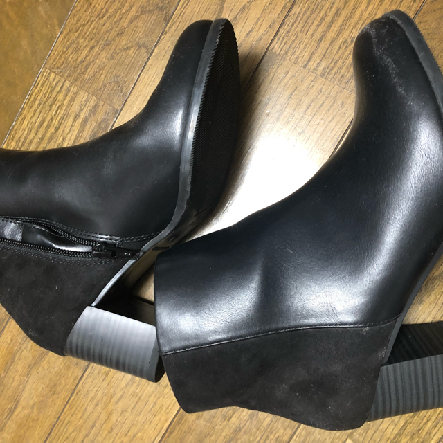 GU(ジーユー)のGUの黒ブーツ レディースの靴/シューズ(ブーツ)の商品写真