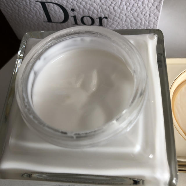 Dior(ディオール)のアキ様 専用 ディオール プレステージ コスメ/美容のスキンケア/基礎化粧品(クレンジング/メイク落とし)の商品写真