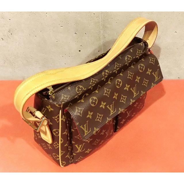 LOUIS VUITTON(ルイヴィトン)の【美品級】ルイヴィトン（モノグラム）ヴィバ・シテGM　男女兼用　人気 レディースのバッグ(ショルダーバッグ)の商品写真