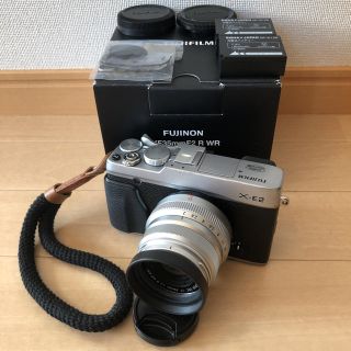 フジフイルム(富士フイルム)の最終値下げ‼️ X-E2 XF35mm F2単焦点セット シルバー(ミラーレス一眼)