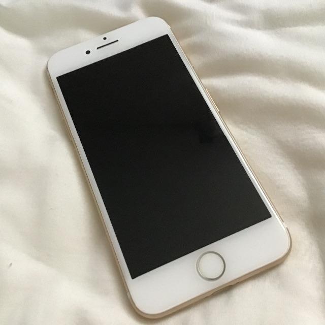 スマートフォン本体iPhone 7 Gold 128 GB SIMフリー