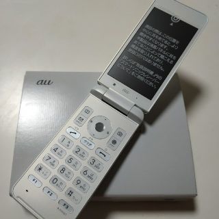 キョウセラ(京セラ)のau GRATINA4G KYF31SWA ホワイト 新品(スマートフォン本体)