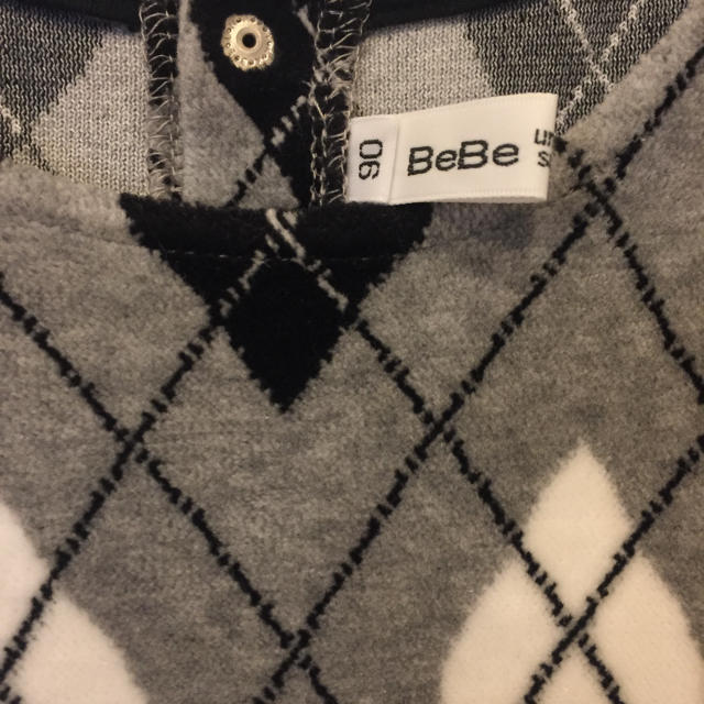 BeBe(ベベ)の｟BEBE べべ｠秋冬ワンピース キッズ/ベビー/マタニティのキッズ服女の子用(90cm~)(ワンピース)の商品写真