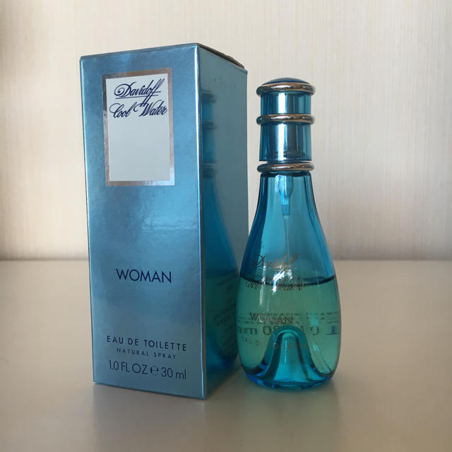 DAVIDOFF(ダビドフ)のCool Water WOMAN コスメ/美容の香水(香水(女性用))の商品写真