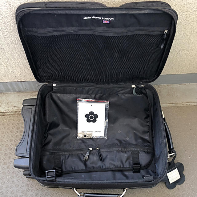 MARY QUANT(マリークワント)のさえ様専用マリークワント キャリーケース レディースのバッグ(スーツケース/キャリーバッグ)の商品写真