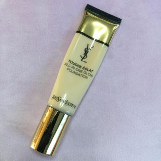 イヴサンローランボーテ(Yves Saint Laurent Beaute)の❤︎イブサンローラン リキッドファンデB10❤︎(ファンデーション)