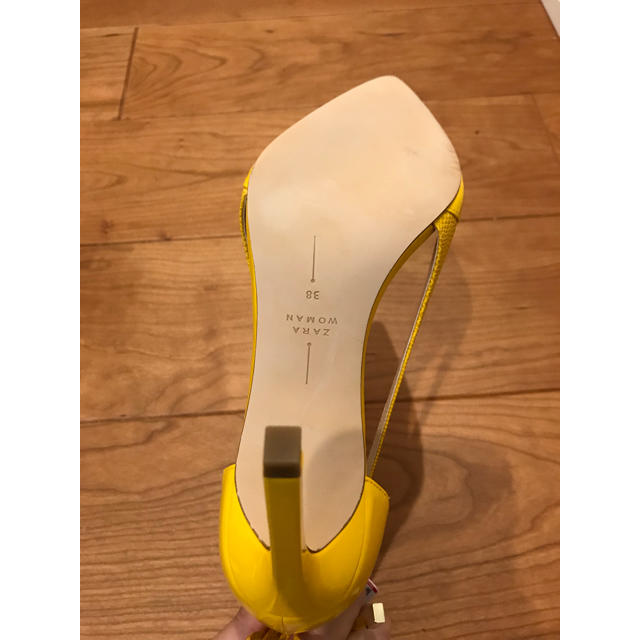 ZARA(ザラ)の【新品・未使用】ZARA リボン付きヒールシューズ レディースの靴/シューズ(ハイヒール/パンプス)の商品写真