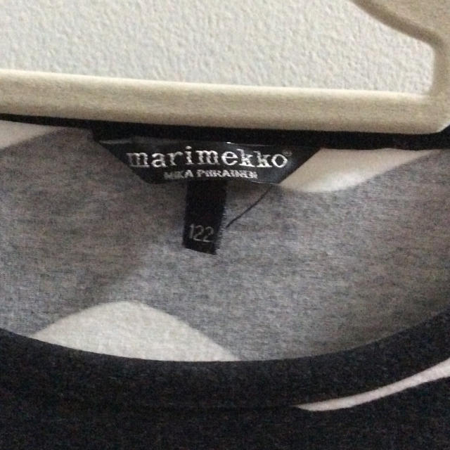 marimekko(マリメッコ)のまりcar様専用 マリメッコ キッズ用Tシャツ 122 キッズ/ベビー/マタニティのキッズ服男の子用(90cm~)(Tシャツ/カットソー)の商品写真