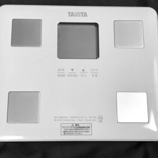 タニタ(TANITA)のタニタ体組成計（白）BC-760 未使用(体重計/体脂肪計)