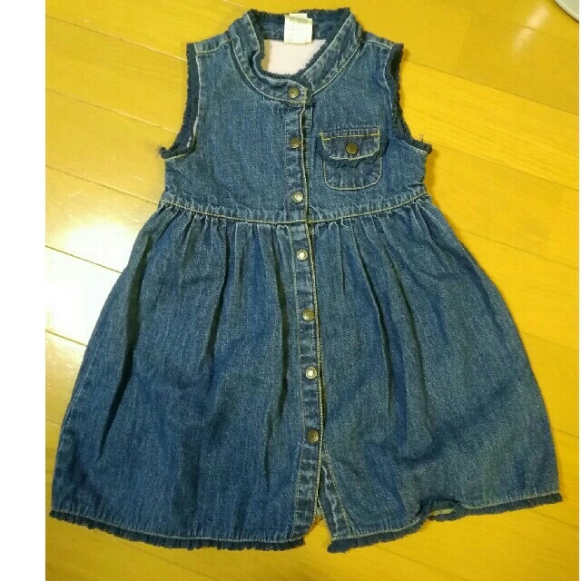 babyGAP(ベビーギャップ)のbabyGap  ワンピース　サイズ90 キッズ/ベビー/マタニティのキッズ服女の子用(90cm~)(ワンピース)の商品写真