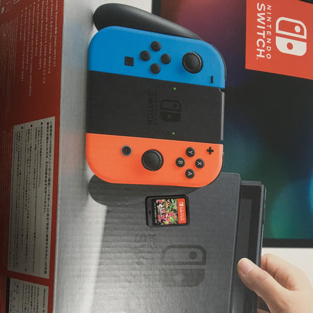 Nintendo Switch - 任天堂スイッチの通販 by 赤｜ニンテンドースイッチならラクマ