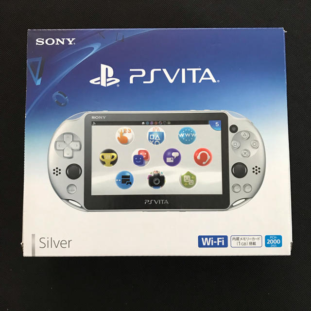 PlayStation Vita(プレイステーションヴィータ)のPSVITA 本体 PCH-2000ZA25 シルバー Wi-Fiモデル エンタメ/ホビーのゲームソフト/ゲーム機本体(携帯用ゲーム機本体)の商品写真