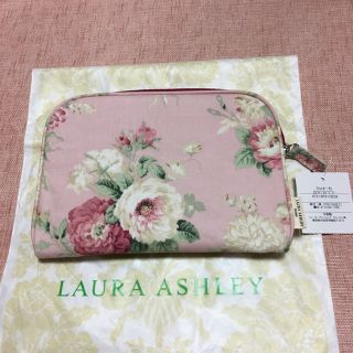 ローラアシュレイ(LAURA ASHLEY)の🌸ローラアシュレイ フラットポーチ S セシリア／ラズベリー 新品 未使用🌸(ポーチ)