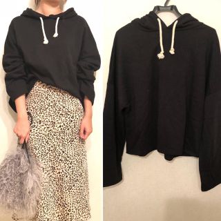 ザラ(ZARA)のZARA パーカー 黒(パーカー)