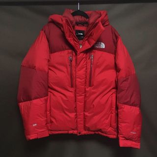 ザノースフェイス(THE NORTH FACE)の新品未使用 ノースフェイス バルトロライトジャケット レッド XL(ダウンジャケット)