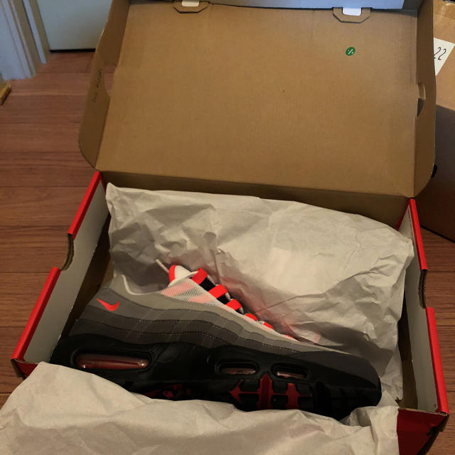 NIKE(ナイキ)のair max 95 og red エアマックス イエローグラデ グレープ メンズの靴/シューズ(スニーカー)の商品写真