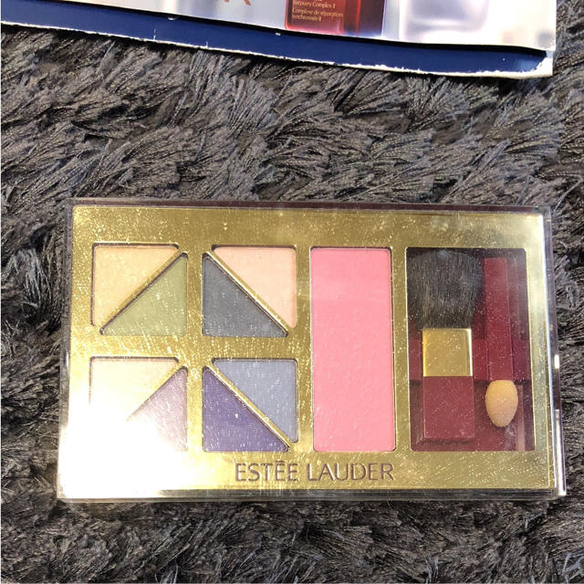 Estee Lauder(エスティローダー)のエスティローダー アイ&チークパレット と試供品 コスメ/美容のキット/セット(コフレ/メイクアップセット)の商品写真