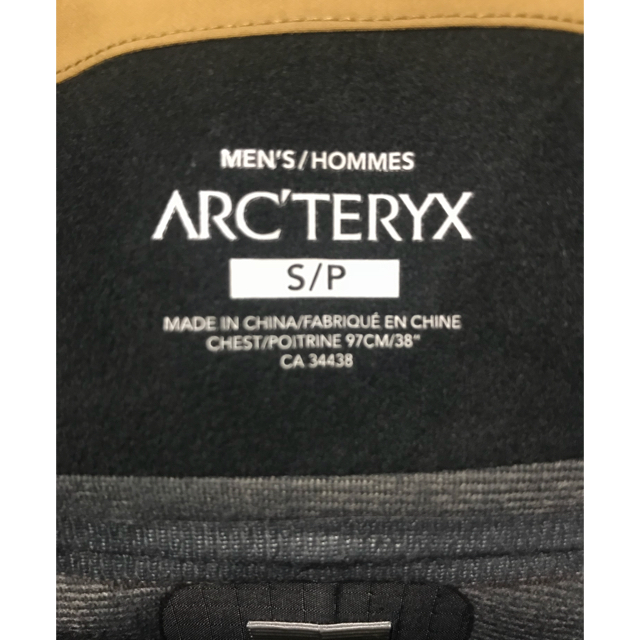 ARC'TERYX(アークテリクス)のチョコレート様専用 アークテリクス パーセクコート メンズのジャケット/アウター(マウンテンパーカー)の商品写真