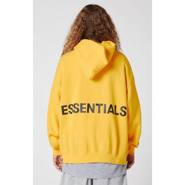 FEAR OF GOD(フィアオブゴッド)のFOG ESSENTIALS パーカー　黄色　S   新品 メンズのトップス(パーカー)の商品写真